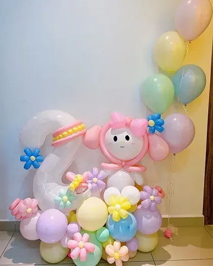 Bouquets & balloons — Package 100