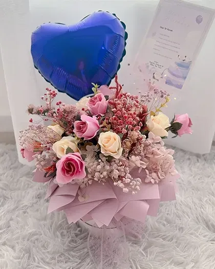 Bouquets & balloons — Package 105