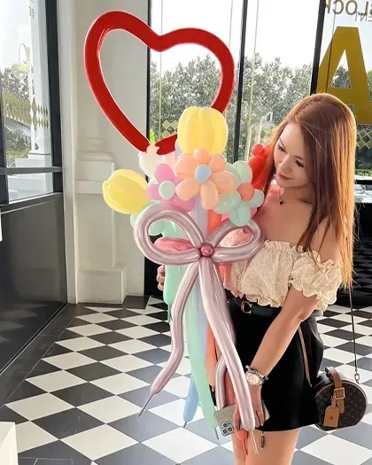 Bouquets & balloons — Package 126