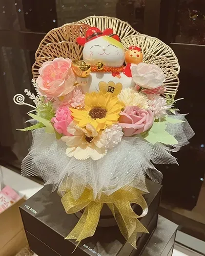 Bouquets & balloons — Package 140