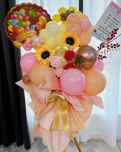 Bouquets & balloons — Package 222