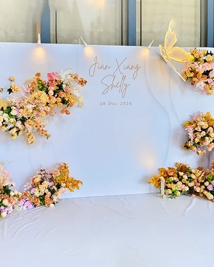 12/8ft Wedding Booth — Design 01